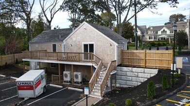 328 Bank St, Unit 1 in Harwich, MA - Building Photo - Building Photo
