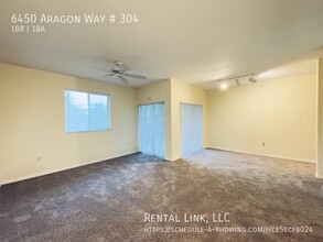 6450 Aragon Way in Ft. Myers, FL - Building Photo - Building Photo