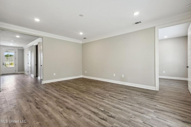 16810 W Landon Green Cir in Gulfport, MS - Building Photo - Building Photo