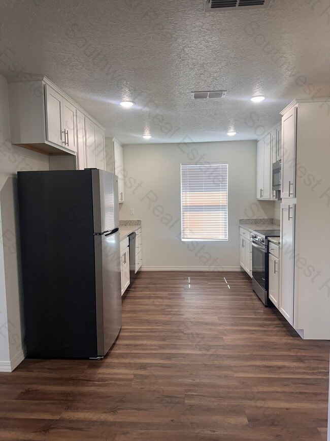 1304 Sonora Rd in Clovis, NM - Building Photo - Building Photo