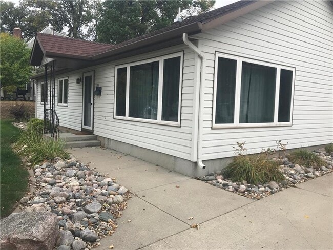 property at 1315 Summit Ave