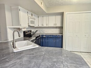 8184 McGuire Dr in Raleigh, NC - Building Photo - Building Photo