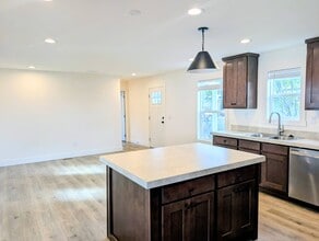 400 Sulphur Bank Dr in Clearlake Oaks, CA - Building Photo - Building Photo