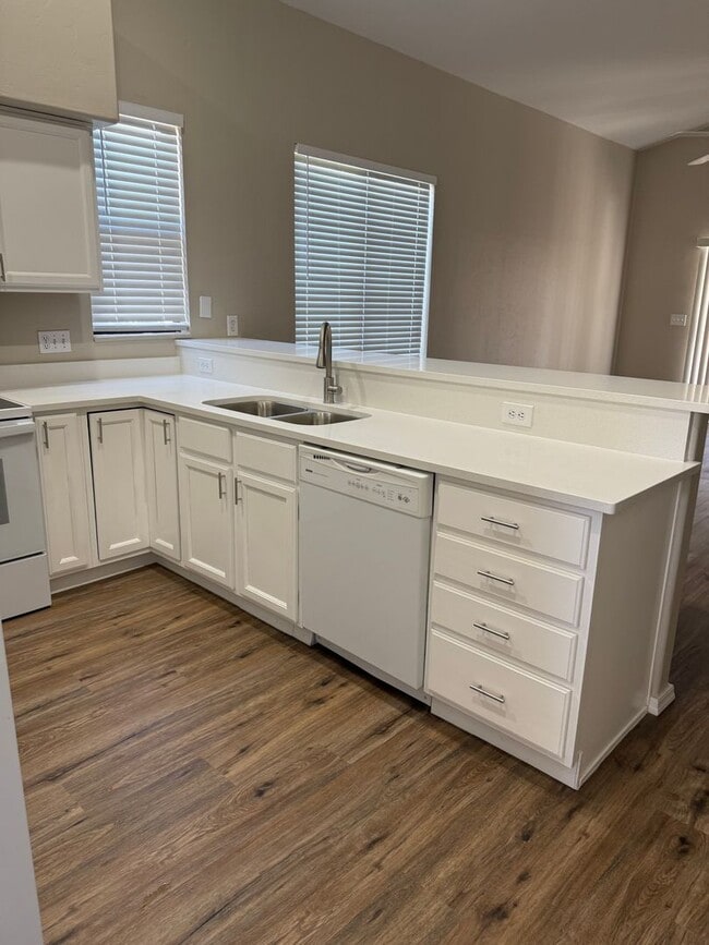 10320 N Possum Run Ln in Tucson, AZ - Building Photo - Building Photo