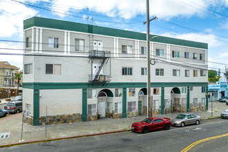 27th Avenue Apartments in Oakland, CA - Building Photo - Building Photo