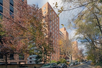 The Riveredge in Bronx, NY - Building Photo - Building Photo