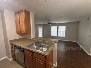 5992 Westgate Dr in Orlando, FL - Building Photo - Building Photo