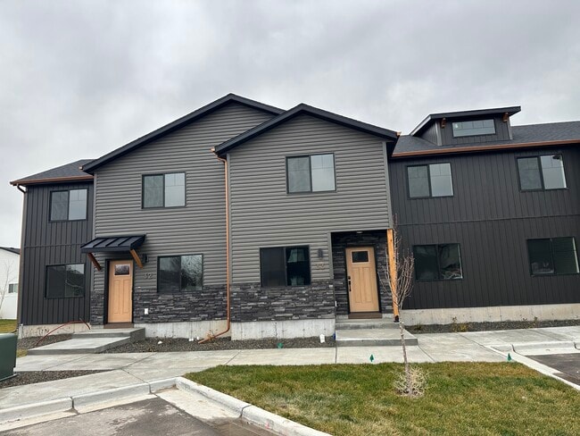 property at 3780 Philbin Rd