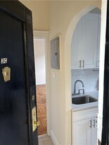 2066 E 15th St in Brooklyn, NY - Building Photo