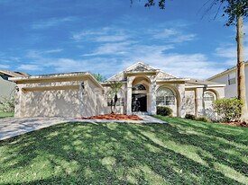 8813 Scenic Vista Ct in Orlando, FL - Building Photo