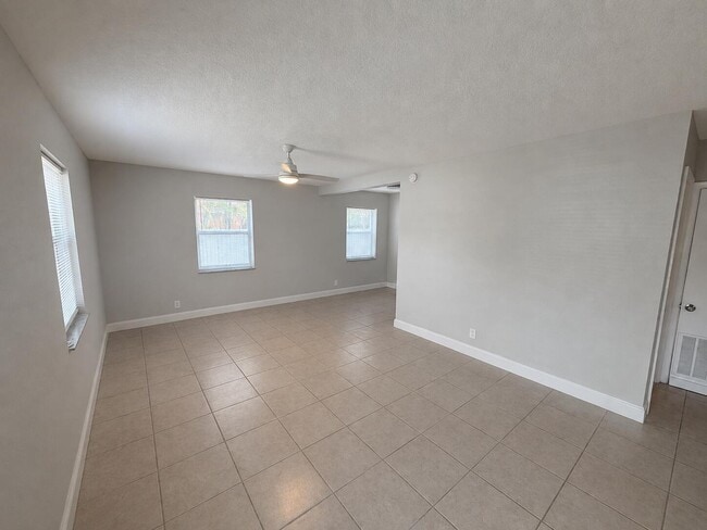 property at 1508 NW 1st Ave