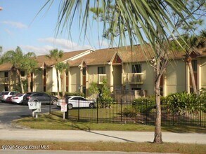 2101 Forest Knoll Dr NE in Palm Bay, FL - Building Photo - Building Photo