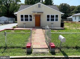 2811 Lime St in Temple Hills, MD - Building Photo