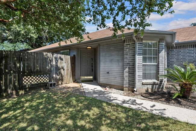 18103 Gravenhurst Ln in Tomball, TX - Building Photo - Building Photo