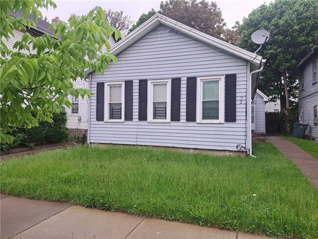 property at 72 Saratoga Ave
