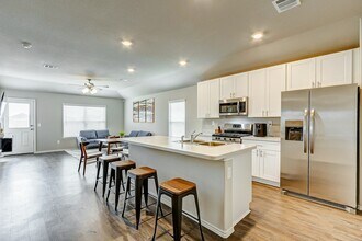 10658 Red Orchid Dr in Houston, TX - Building Photo - Building Photo