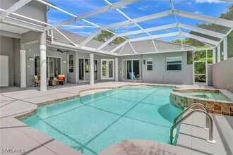 9754 Wilshire Lakes Blvd in Naples, FL - Building Photo - Building Photo