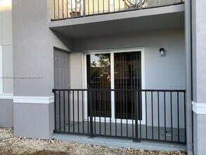 15430 SW 284th St in Homestead, FL - Building Photo - Building Photo
