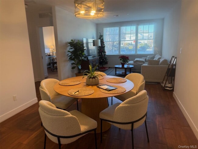 property at 425 New York Ave