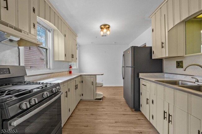 property at 11 Morton St