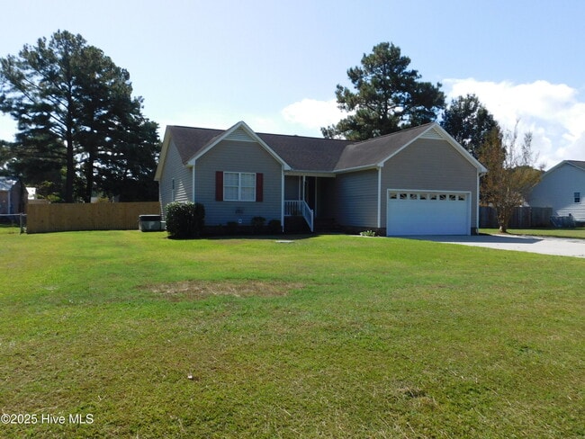 305 Gibbs Rd in New Bern, NC - Building Photo - Building Photo