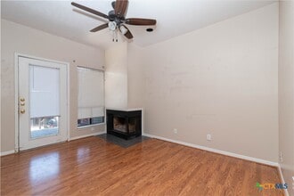 310 Pat Garrison St in San Marcos, TX - Building Photo - Building Photo