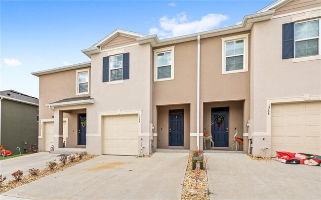 property at 1264 Draintree St