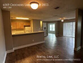 4069 Crockers Lake Blvd in Sarasota, FL - Building Photo - Building Photo