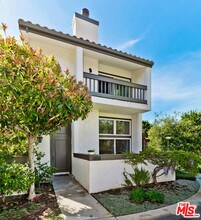 1650 Palisades Dr in Los Angeles, CA - Building Photo - Building Photo