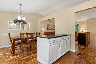 374 Gardiner Rd in Richmond, RI - Building Photo - Building Photo