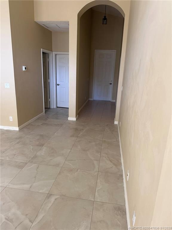 property at 185 NW Willow Grove Ave