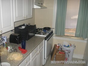 10 Lothian Rd in Boston, MA - Building Photo - Building Photo