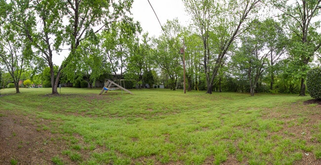 property at 2309 Colony Dr SW