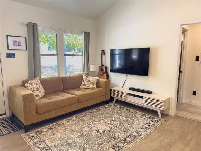 1335 Belvin St in San Marcos, TX - Building Photo - Building Photo