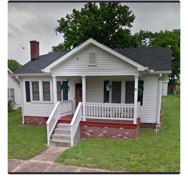 property at 517 Maple St