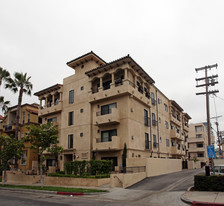 1215-1221 Armacost Ave Apartments