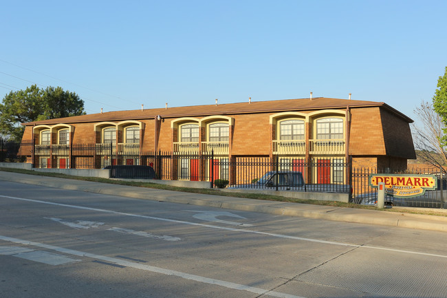 Delmarr Townhomes in Fayetteville, AR - Foto de edificio - Building Photo