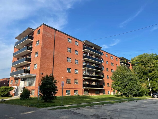 2339 PARK TOWERS APARTMENTS