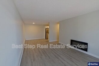 10837-10117 117 St NW in Edmonton, AB - Building Photo - Building Photo
