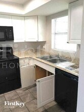 8185 Kings Bay Blvd in Ft. Myers, FL - Building Photo - Building Photo