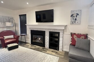 571 Oxbow Crescent in Collingwood, ON - Building Photo - Building Photo