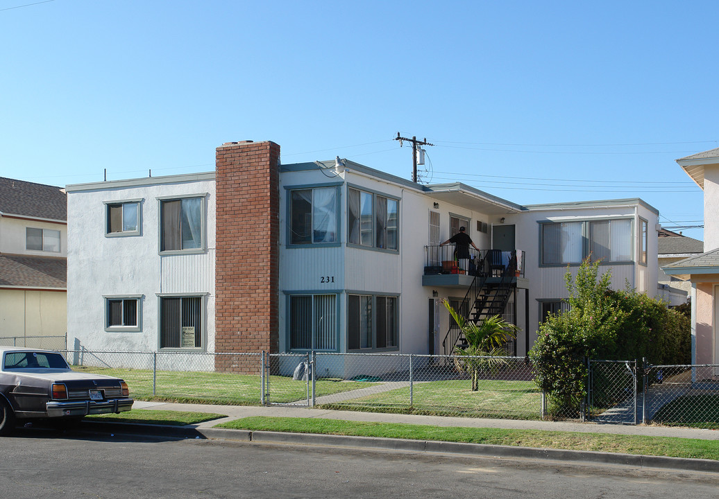 231 Campbell Way in Oxnard, CA - Building Photo