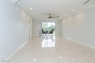 501 Forest Lakes Blvd in Naples, FL - Building Photo - Building Photo