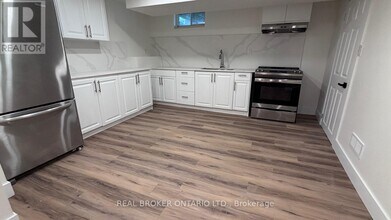 767 Gaspe Ave in Oshawa, ON - Building Photo - Building Photo