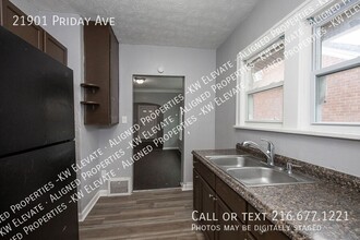 21901 Priday Ave in Euclid, OH - Building Photo - Building Photo