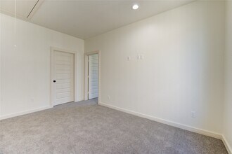 2922 El Fenice Ln in Houston, TX - Building Photo - Building Photo