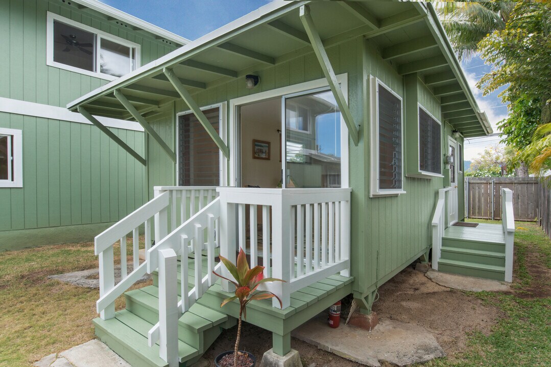 60 N Kainalu Dr in Kailua, HI - Building Photo