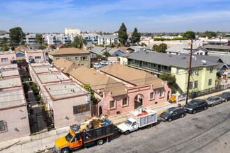 1119 Gardenia Ave in Long Beach, CA - Building Photo - Primary Photo