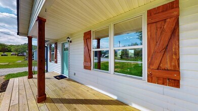 241 Curd Rd in Mount Juliet, TN - Building Photo - Building Photo