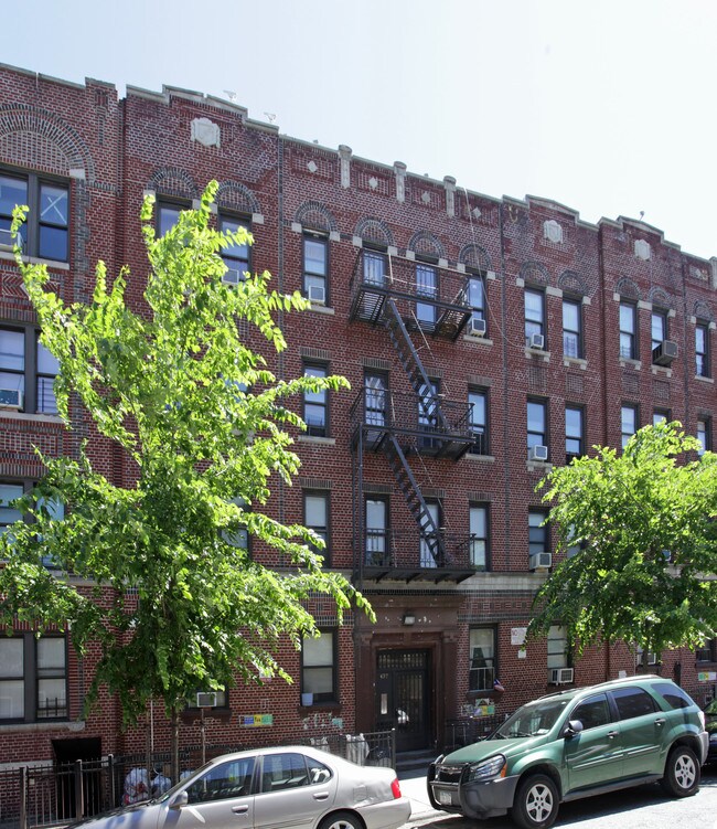 437 61st St in Brooklyn, NY - Foto de edificio - Building Photo